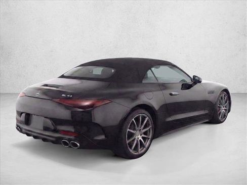 Used 2024 Mercedes-Benz SL 43 AMG image 7