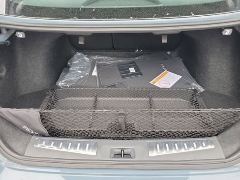 New 2026 Nissan Sentra SR w/ Floor Mat Package FWD image 4