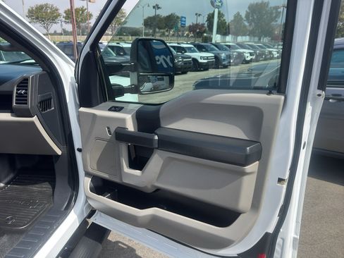 Used 2022 Ford F250 XL w/ Power Equipment Group RWD image 19