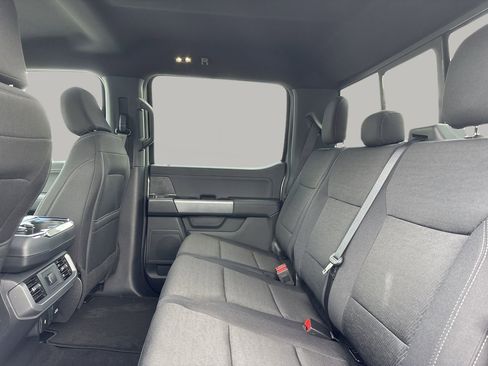 Used 2025 Ford F150 XLT w/ Equipment Group 302A MID RWD image 32