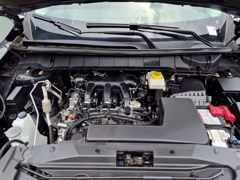 Used 2025 Nissan Pathfinder SV FWD image 46
