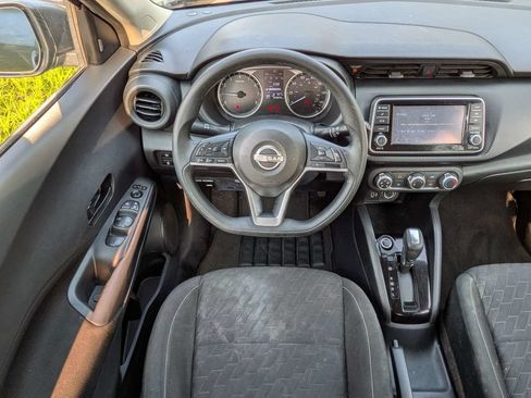Used 2022 Nissan Kicks S FWD image 16