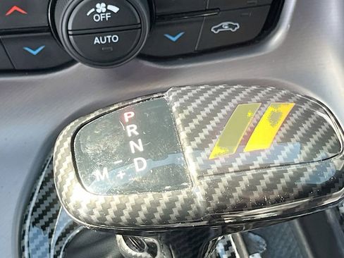 Used 2021 Dodge Challenger SXT image 16