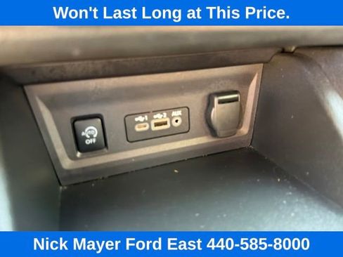 Used 2024 Nissan Sentra SV FWD image 30