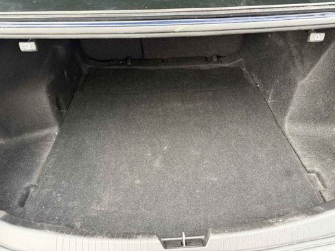 Used 2017 Chevrolet Malibu LT image 15