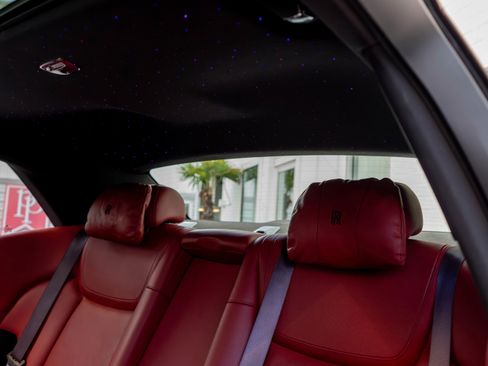 Used 2016 Rolls-Royce Ghost image 25