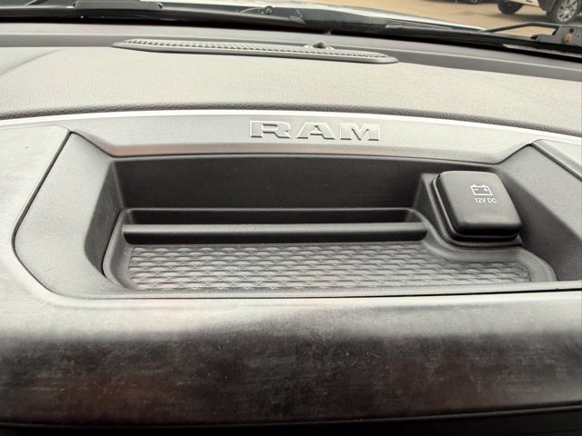 Used 2023 RAM 1500 Big Horn AWD/4WD image 29