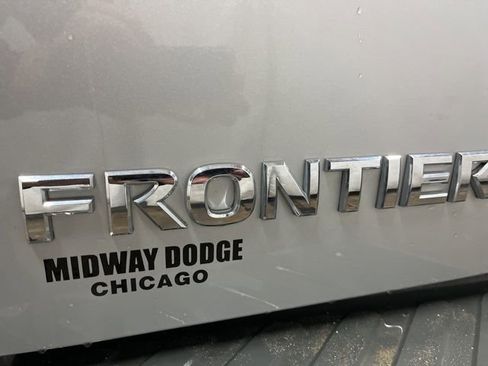 Used 2020 Nissan Frontier S image 7