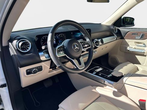 Used 2023 Mercedes-Benz GLB 250 image 13