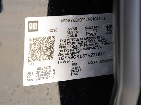 New 2026 Cadillac Escalade Platinum Sport w/ LPO, ONYX Package image 32