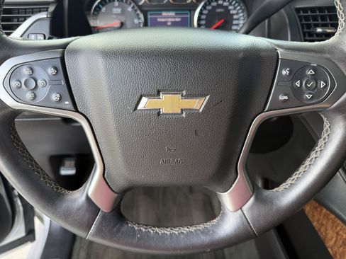 Used 2015 Chevrolet Tahoe LTZ AWD/4WD image 19