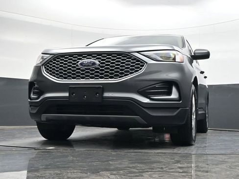 Used 2024 Ford Edge SEL image 28