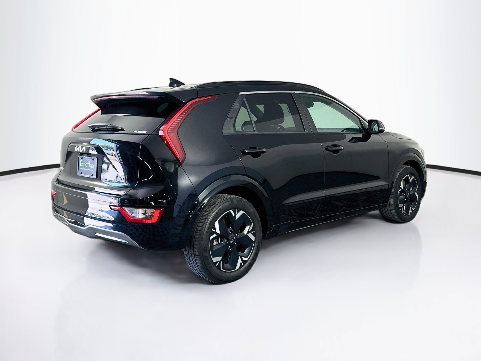 Used 2024 Kia Niro Wind w/ Wind Preserve Package FWD image 9