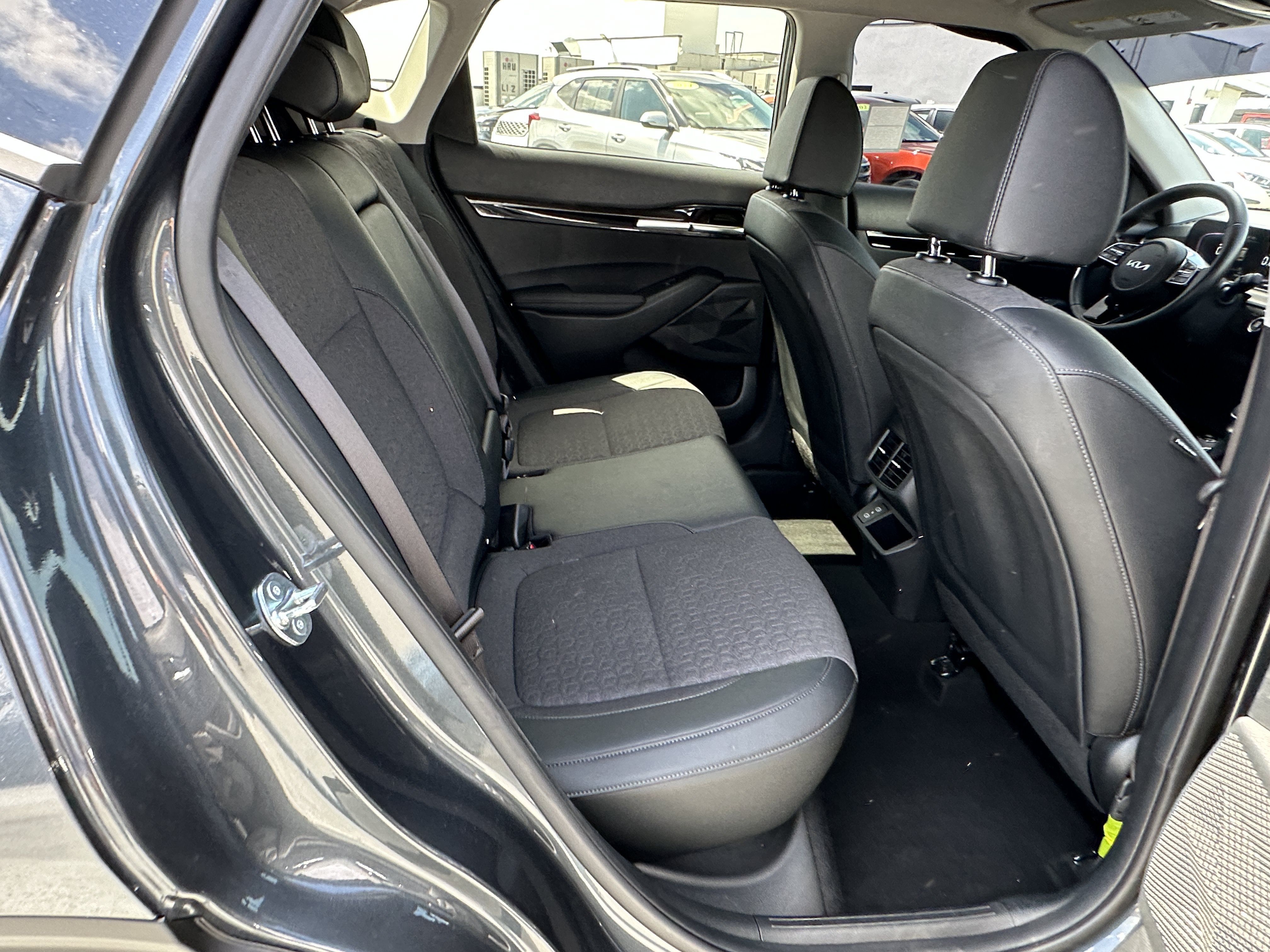 Certified 2026 Kia Seltos S FWD image 18