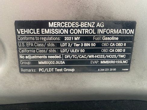 Used 2021 Mercedes-Benz GLC 300 4MATIC image 32