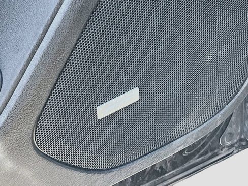 Used 2025 Chevrolet Blazer RS FWD image 19