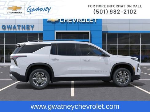 New 2026 Chevrolet Traverse LT FWD image 5