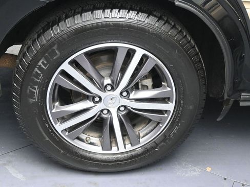 Used 2019 INFINITI QX60 Luxe w/ Essential Package image 5