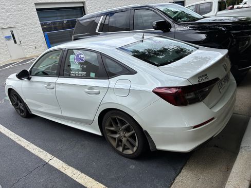 Used 2025 Honda Civic Sport image 6