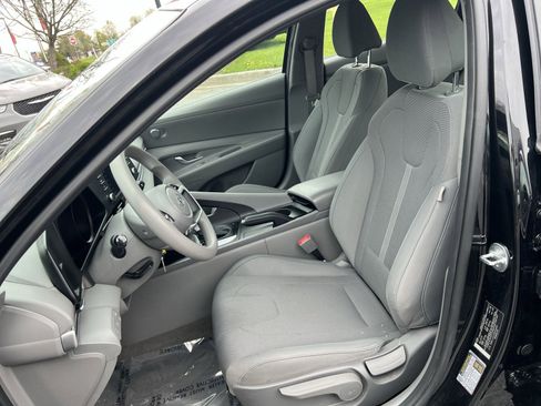 Used 2023 Hyundai Elantra SE FWD image 21