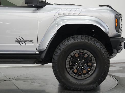 Used 2024 Ford Bronco Raptor w/ Interior Carbon Fiber Pack 6 AWD/4WD image 65