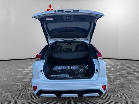 New 2026 Mitsubishi Eclipse Cross SEL image 9