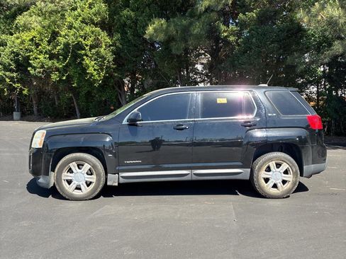 Used 2015 GMC Terrain SLE image 2