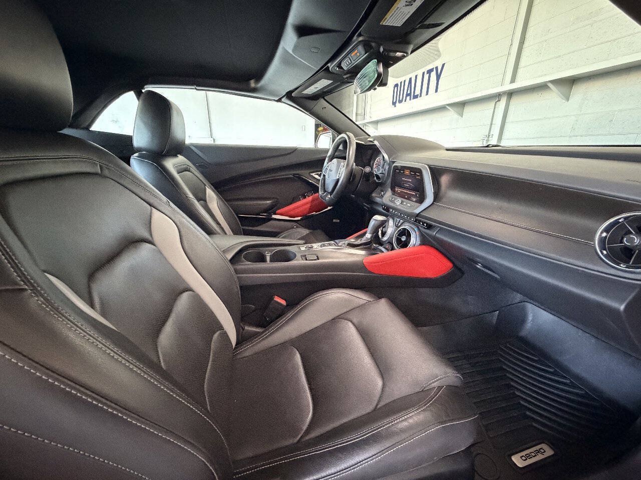 Used 2022 Chevrolet Camaro LT w/ Redline Edition RWD image 18