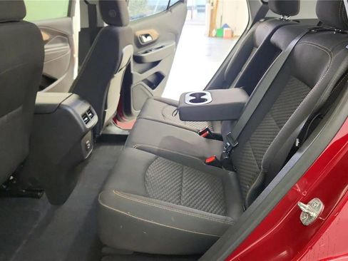 Used 2021 GMC Terrain SLE w/ Driver Convenience Package image 33