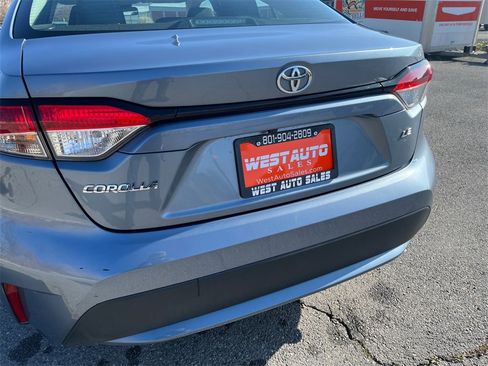 Used 2022 Toyota Corolla LE image 35
