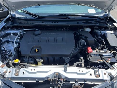 Used 2014 Toyota Corolla LE FWD image 38