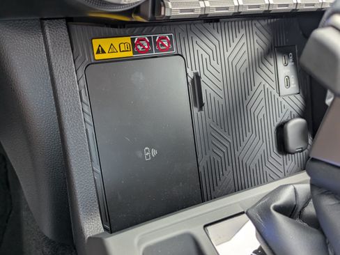 New 2026 Toyota 4Runner Limited AWD/4WD image 17
