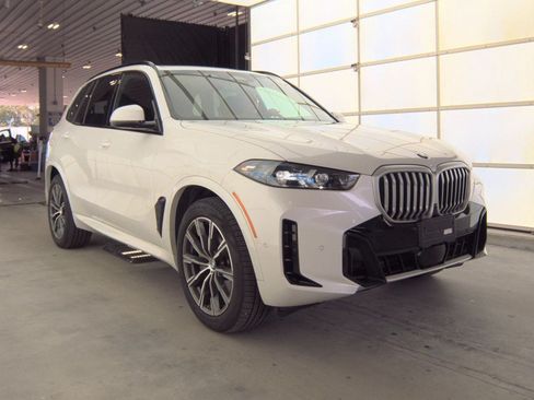 Used 2026 BMW X5 xDrive40i AWD/4WD image 5