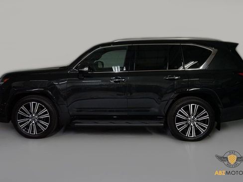 Used 2026 Lexus LX 600 4WD w/ Luxury Package image 5