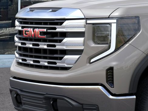 New 2026 GMC Sierra 1500 SLE w/ Max Trailering Package image 13