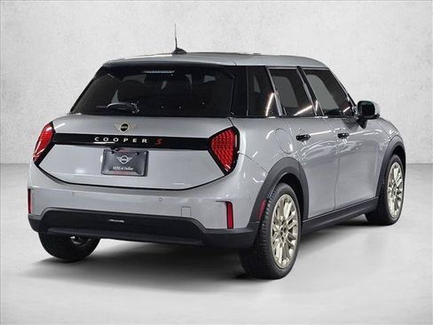 Used 2026 MINI Cooper S FWD image 5