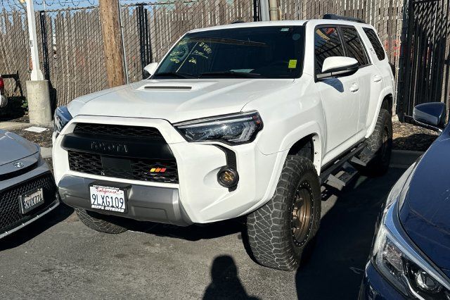 Certified 2024 Toyota 4Runner TRD Off-Road Premium w/ Moonroof Package AWD/4WD image 1