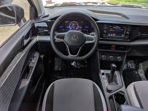 Used 2022 Volkswagen Taos S AWD/4WD image 16