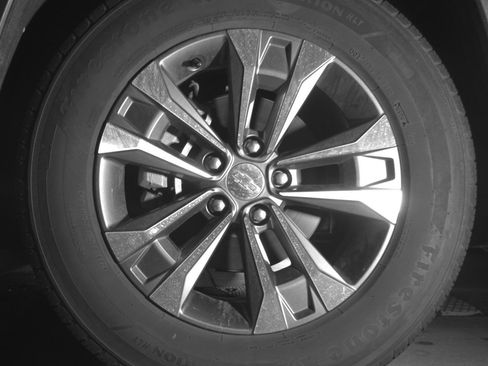 Used 2025 Chevrolet Equinox LT FWD image 12