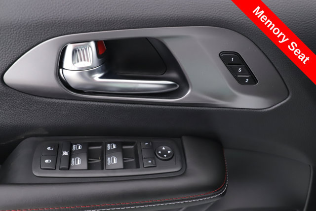 New 2027 Chrysler Pacifica Select FWD image 19