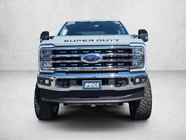 Used 2025 Ford F250 4x4 Crew Cab Super Duty image 2