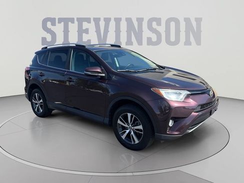 Used 2017 Toyota RAV4 XLE w/ Carpet Mat Package AWD/4WD image 7