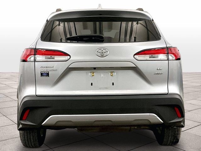 Used 2023 Toyota Corolla Cross LE AWD/4WD image 4