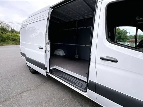 Used 2026 Mercedes-Benz Sprinter 3500 image 18