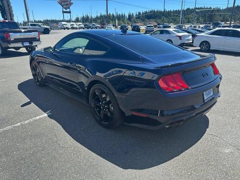 Used 2021 Ford Mustang GT Premium RWD image 4