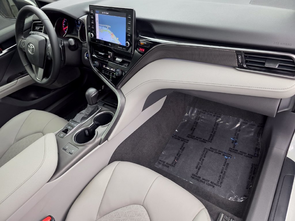 Used 2021 Toyota Camry XSE w/ Navigation Package FWD image 32