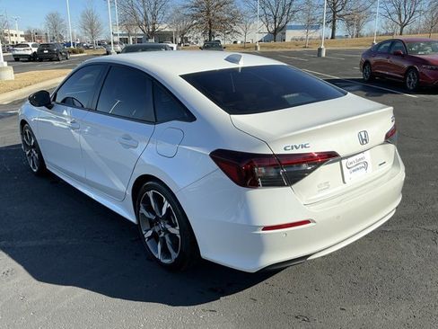 Used 2025 Honda Civic Sport image 9