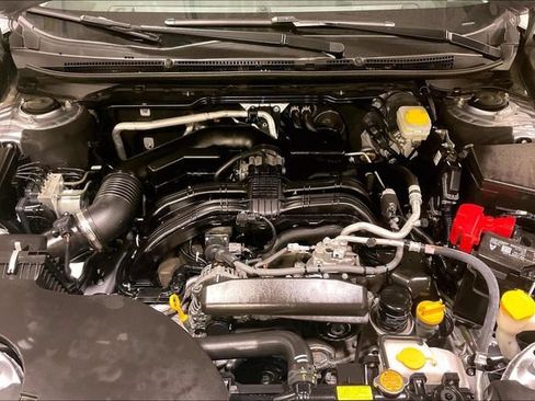 Used 2025 Subaru Outback Limited AWD/4WD image 10