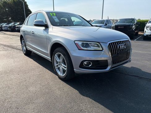 Used 2017 Audi Q5 2.0T Premium AWD/4WD image 3