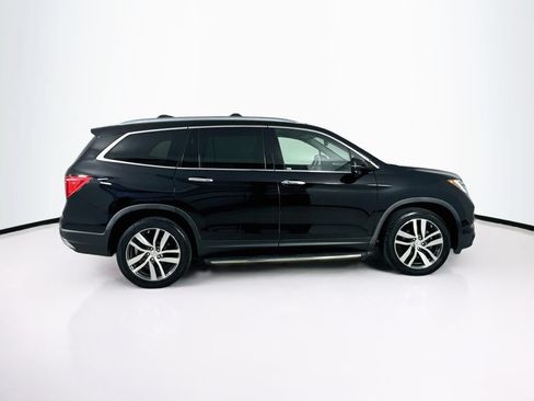 Used 2018 Honda Pilot Touring image 8